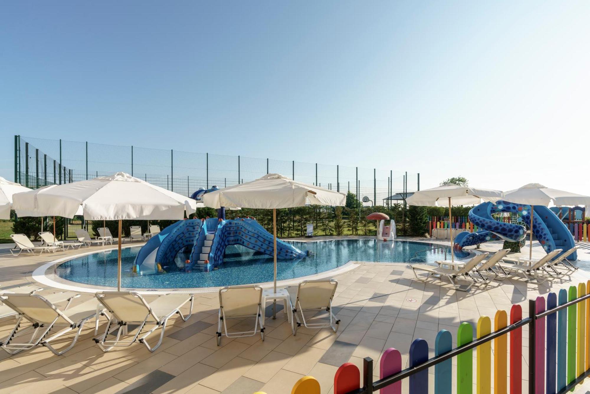 Alua Helios Bay Hotel Obzor Exterior photo