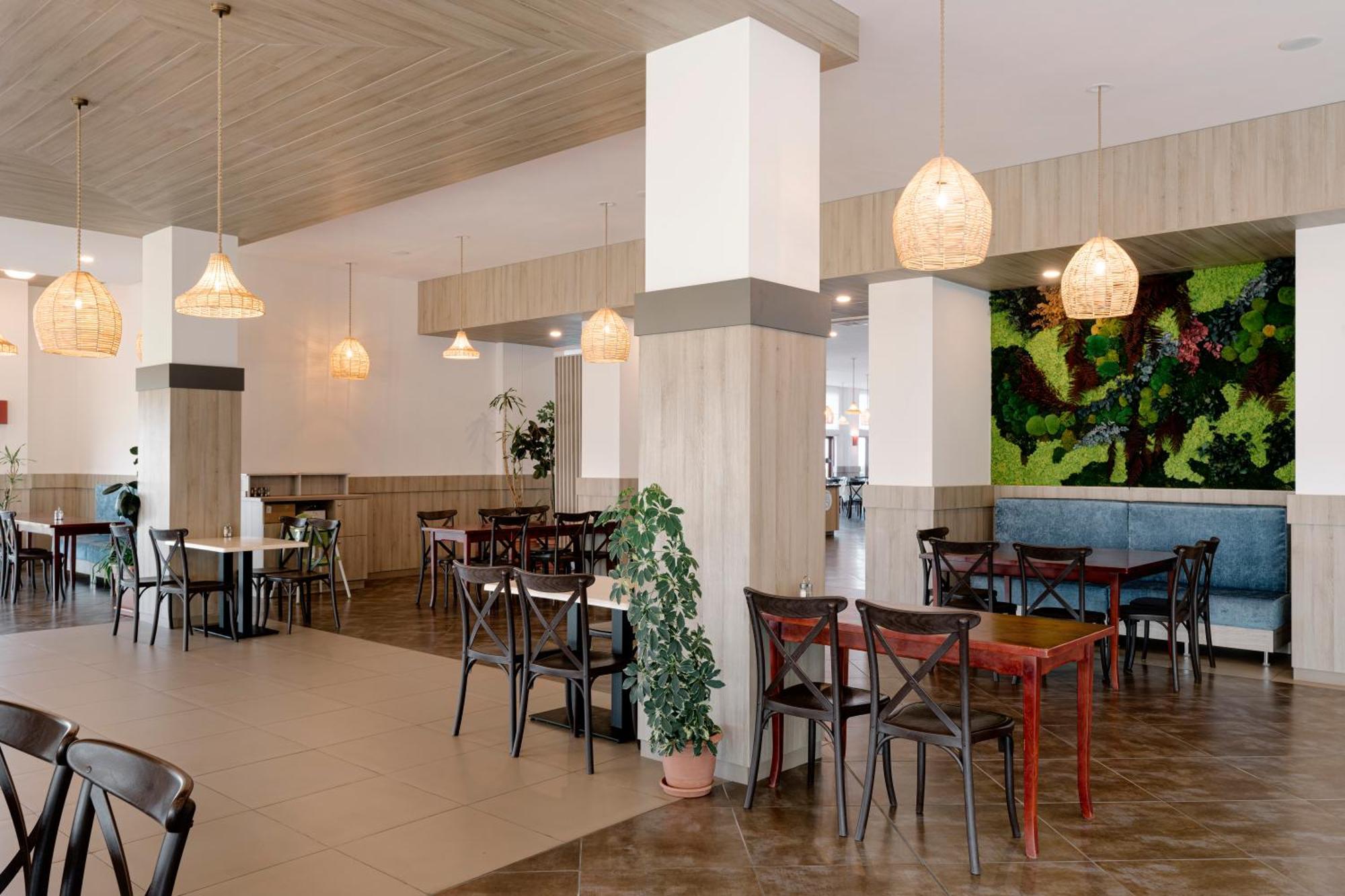 Alua Helios Bay Hotel Obzor Exterior photo