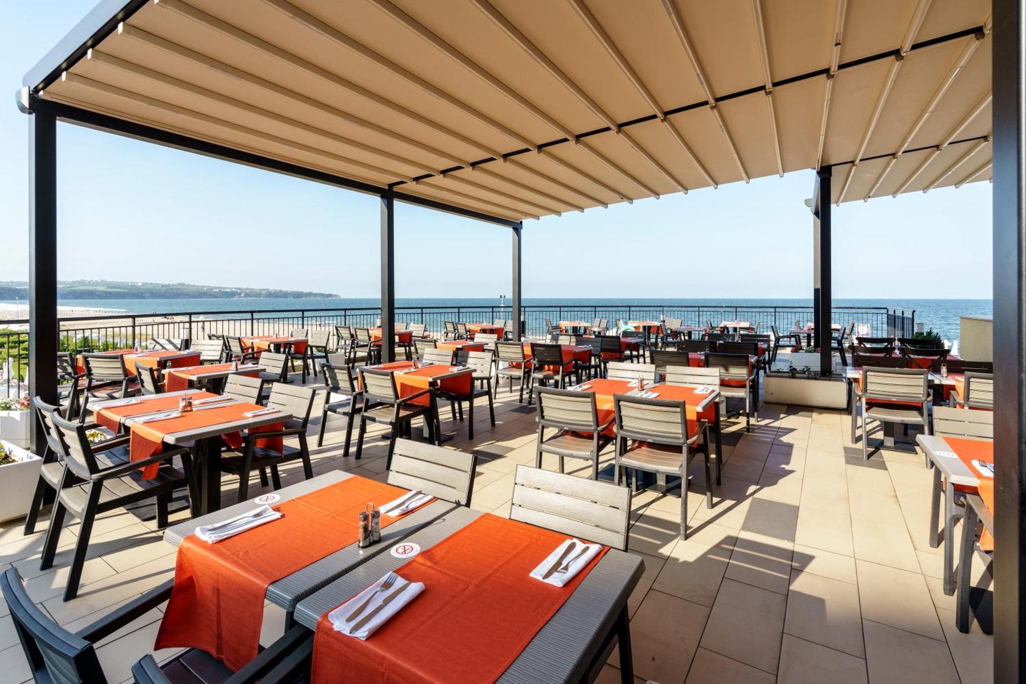 Alua Helios Bay Hotel Obzor Exterior photo