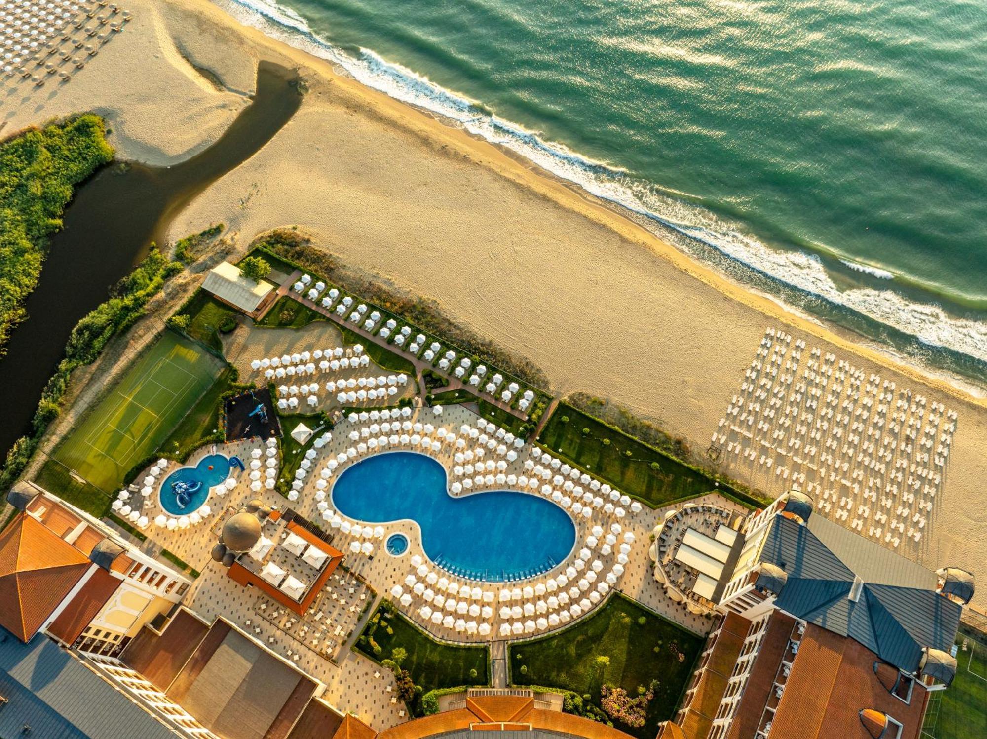 Alua Helios Bay Hotel Obzor Exterior photo