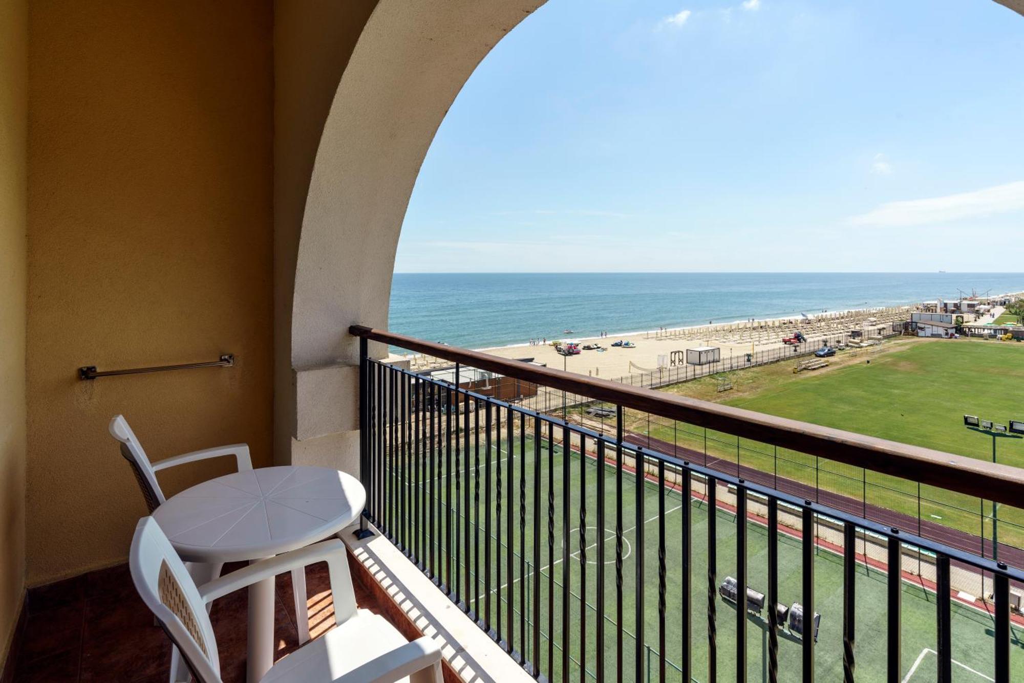 Alua Helios Bay Hotel Obzor Exterior photo